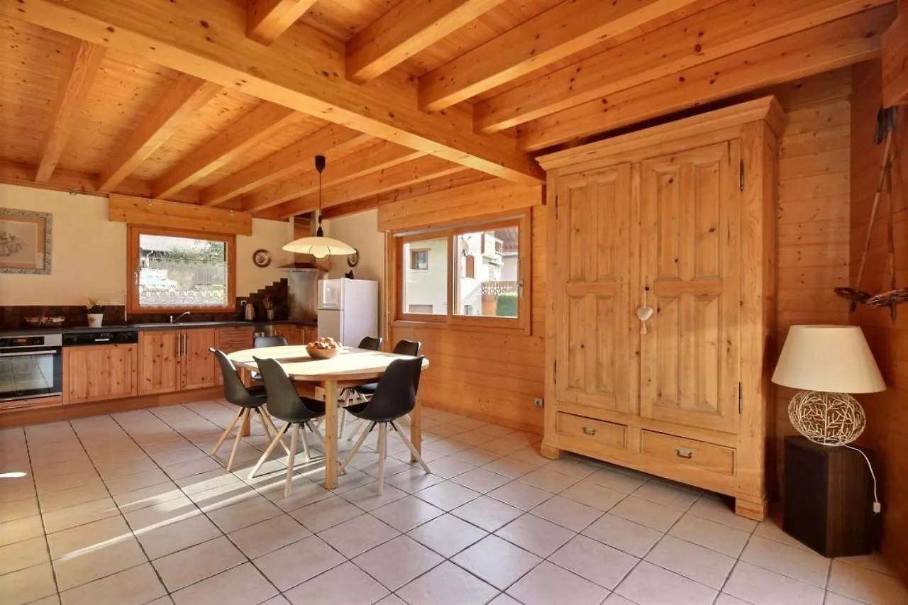 Chalet Wifi - Le Biot - 8 Personnes - Chalet Morand