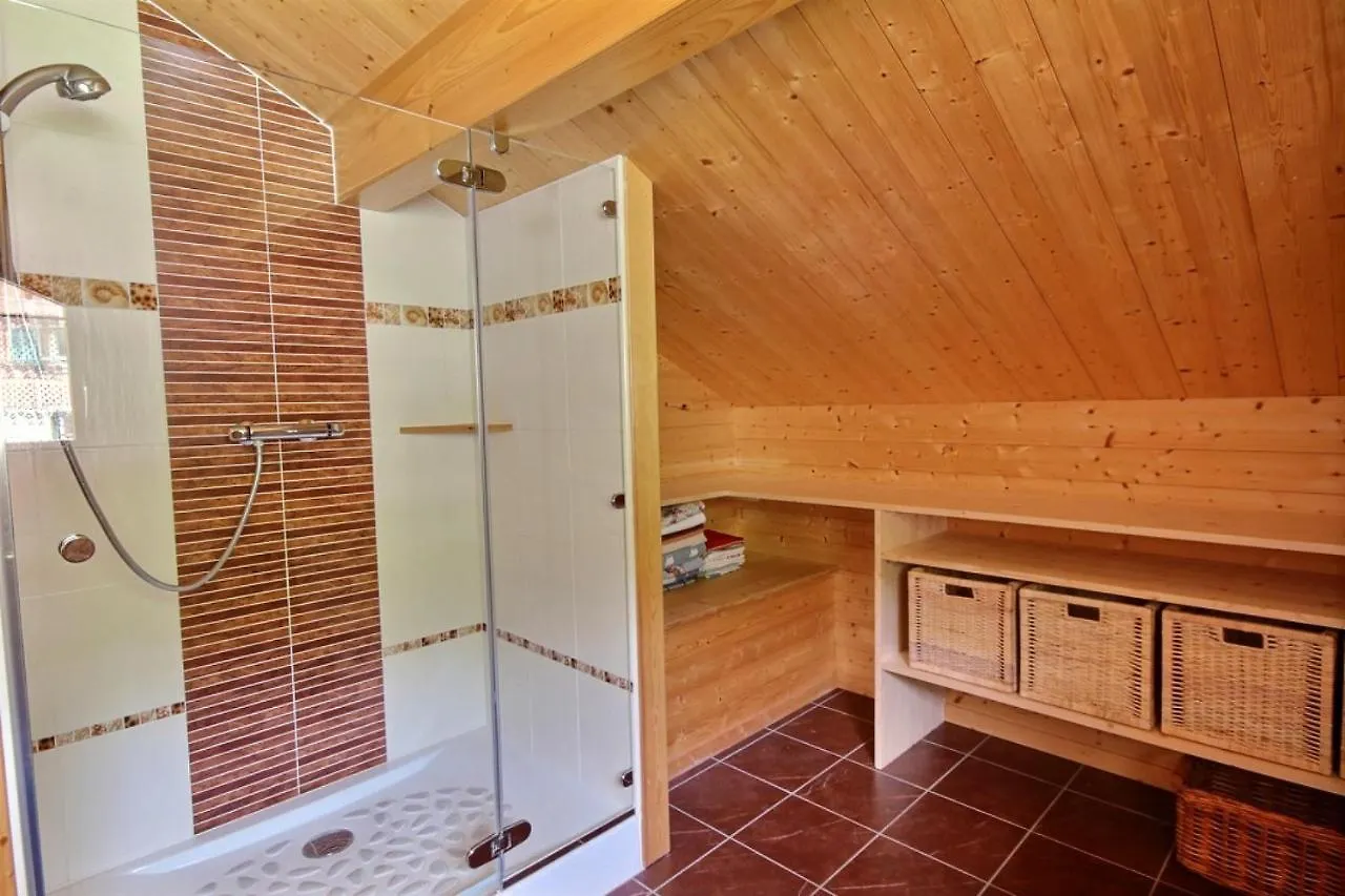 Chalet Wifi - Le Biot - 8 Personnes - Chalet Morand