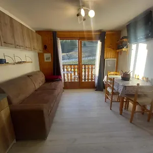 Studio Avec Vue Panoramique Sur Les Alpes I Balcon I Parking Le Biot